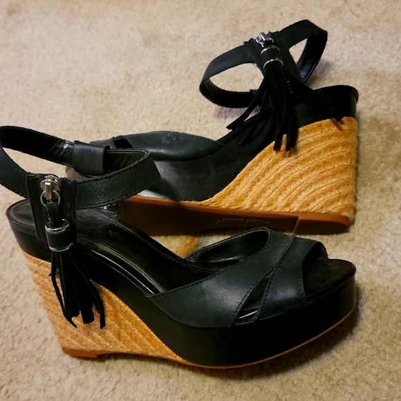 Lauren Ralph Lauren Shoes | Nearly New Ralph Lauren Black \u0026 Tan Tassled Wedges | Color: Black | Size: 7.5 | Corretta79's Closet